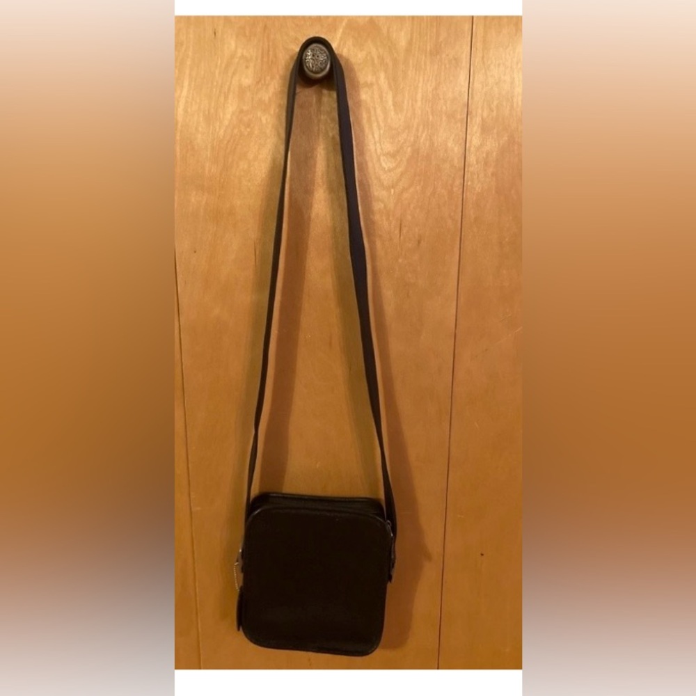Vintage coach square purse with outside pocket